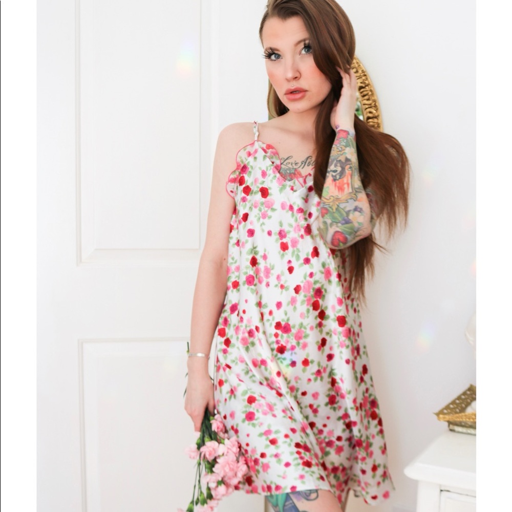 Vintage L.A Intimates Floral Nightgown Size Large